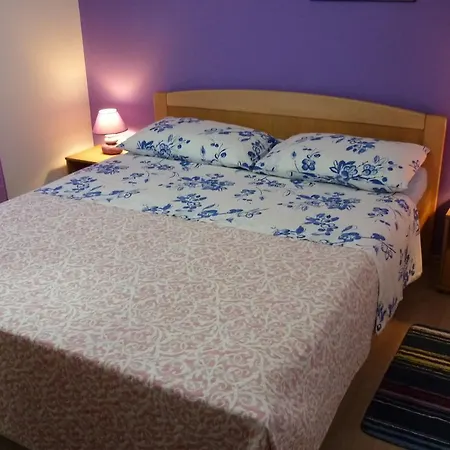 Apartamento Iva Ližnjan